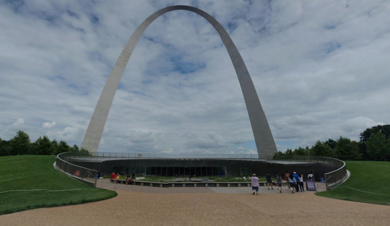 St. Louis' Gateway Arch Takes Center Stage in National Park Funding Protest Campaign