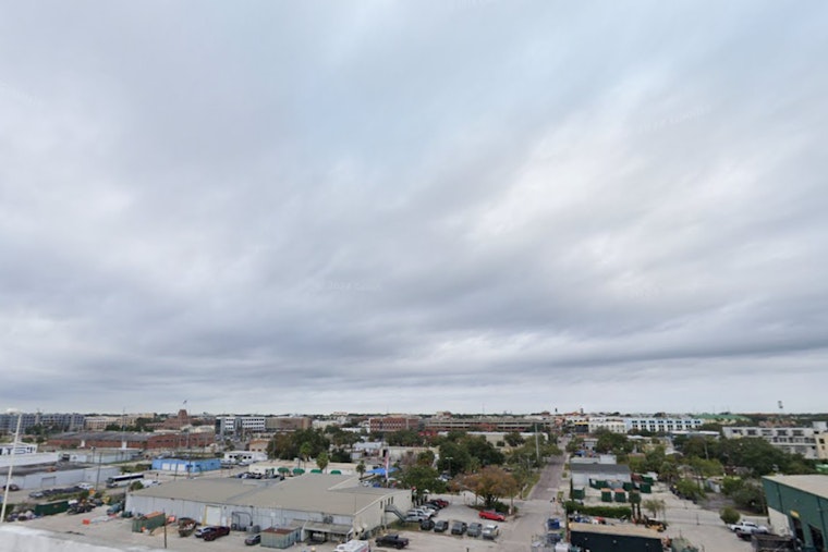 Strong Storms Sweep Through Tampa Bay Region as Residents Urged to Seek Shelter and Boaters Heed Marine Warning