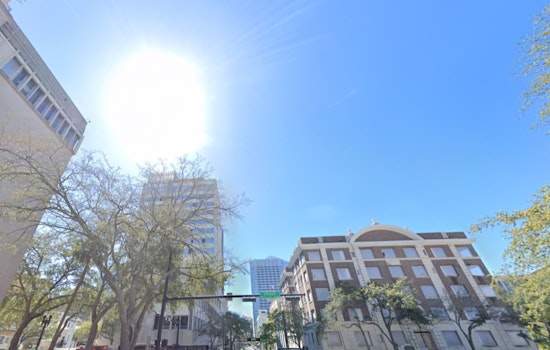 Sunny and Warm Weekend Ahead for Jacksonville, Chance of Showers to Follow, NWS Reports