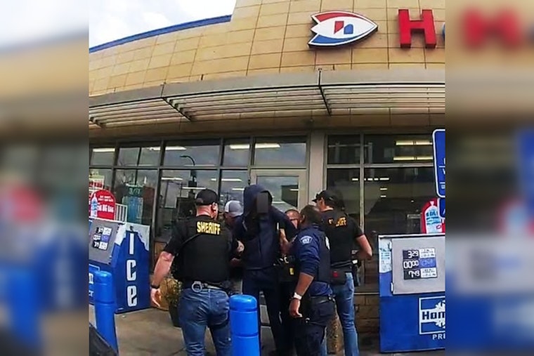Suspected 2nd Degree Murder Fugitive Apprehended by Minneapolis Police Near Target Field