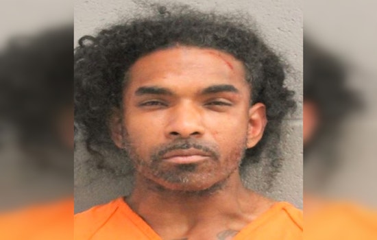 Suspected Shoplifter Arrested at Walmart in Northwest Freeway, Charged with Theft and Resisting Arrest