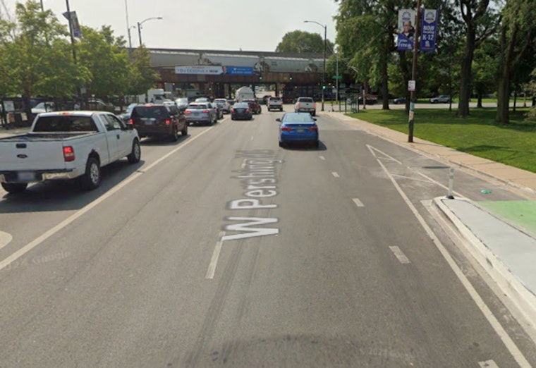 SWAT Team Responds to Standoff with Armed Man in Chicago's McKinley Park Neighborhood