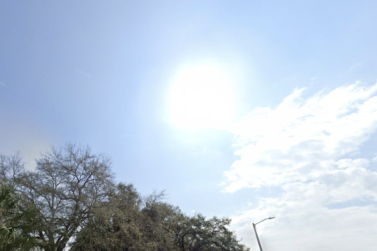 Tampa Braces for Early Summer Heatwave with Temperatures Soaring into the 90s