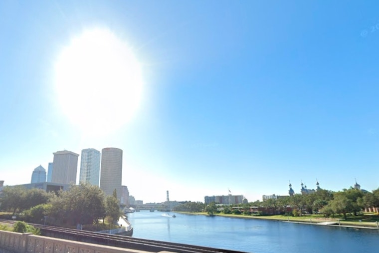 Tampa Grapples with Sweltering Heat and Sporadic Thunderstorms in Week Ahead, NWS Forecasts