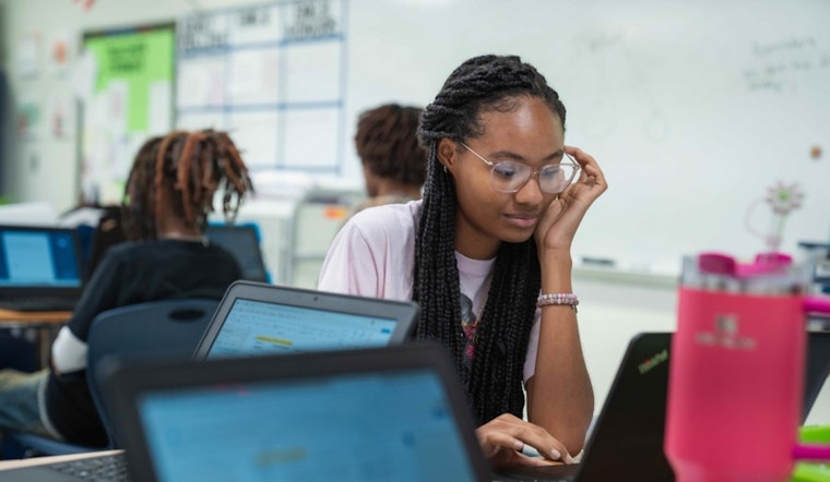 Team Duval High Schools to End Day 15 Minutes Earlier in Schedule Shift, Prestigious Academies Maintain Current Timetable
