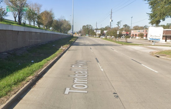 Teen Arrested for Evading and Weapon Charges After Fleeing Traffic Stop in Tomball, Texas