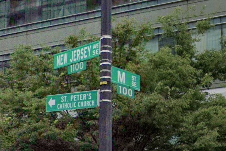 Teen Charged in Navy Yard Robbery, MPD Seeks Additional Information