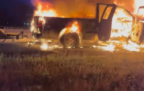 Three Escape Uninjured from Pickup Truck Fire on Interstate 840 near Murfreesboro, Tennessee