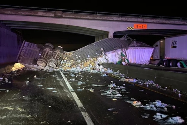 Tractor-Trailer Accident Closes Interstate 25 in North Colorado, Travel Delays Expected Near Mead
