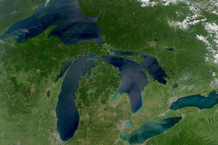 Trump Administration Commits Funding for Great Lakes Carp Barrier Following Standoff with Illinois Governor