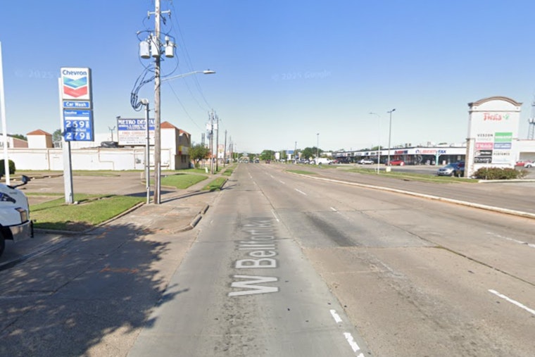 Two Fatalities in Southwest Houston Following Police Pursuit of Stolen Vehicle