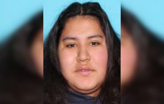 Urgent Missing Person Alert Issued for 19-Year-Old Elizabeth Marie Burton in Brooklyn Park, MN