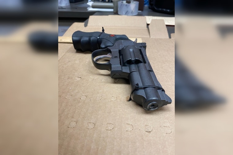 Ventura County Man Arrested for Brandishing Replica Firearm at Taco Vendor in Oak View