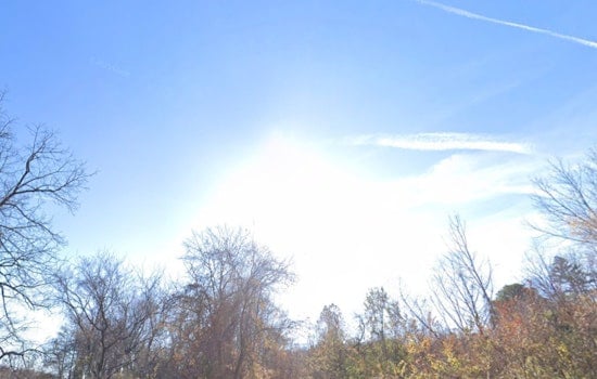 Washington D.C. Braces for Mixed Weather with Sunny Days and Possible Showers Ahead