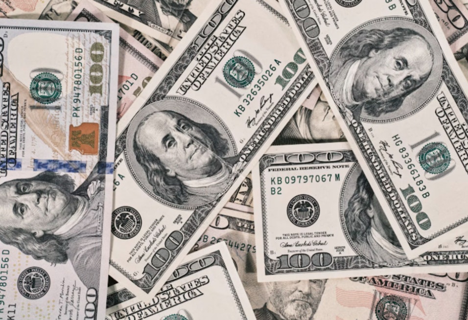 Washington State Library Staff Face Layoff Notices Amid Severe Budget Shortfall