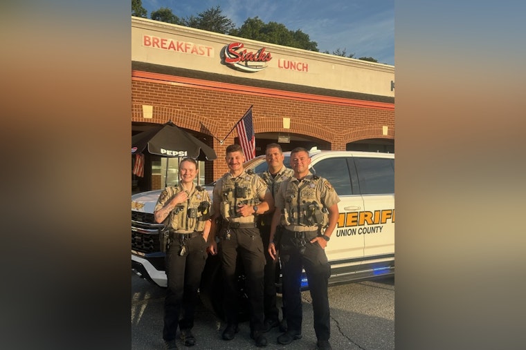 Waxhaw Deputies Hailed as Heroes for Saving Choking Man at Local Restaurant