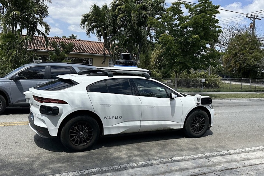 Waymo Cleared to Expand Robotaxi Service in San Francisco Bay Area Amid Tesla's Austin Launch