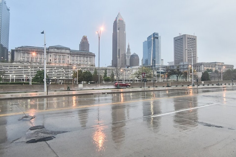 Weather Advisory for Cleveland and Northwestern Pennsylvania: Frost and Showers Ahead