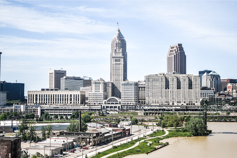 Weather Rollercoaster in Northeast Ohio and Northwest Pennsylvania: Sunny Skies, Thunderstorms, and Chilly Nights Ahead