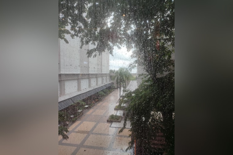 Weeklong Deluge Ahead as National Weather Service Predicts Showers and Thunderstorms for Jacksonville