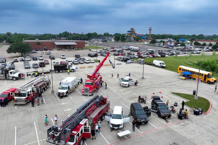 White Settlement's TOUCH A TRUCK Event Fosters Community Bonding with Local Heroes and Services