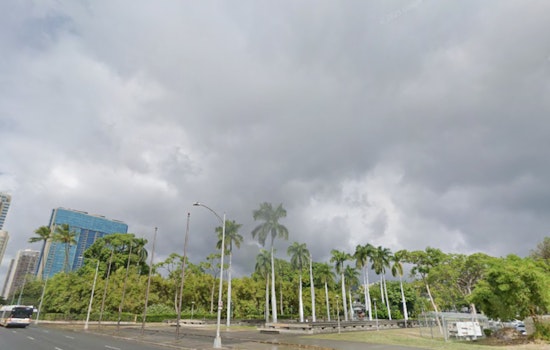Windward Oahu and Kauai Face Rain Showers, Breezy Trade Winds Prompt Advisories in Honolulu