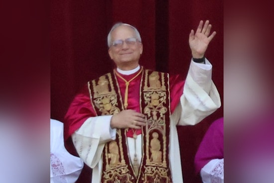 Windy City Wonder as Chicago's Cardinal Prevost Crowned Pope Leo XIV, Igniting Joy Among Houston Faithful