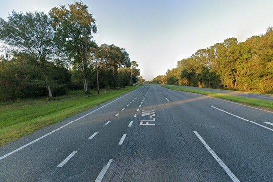 Yulee Man Fatally Struck by Semi-Truck on State Road 200, Nassau County Investigates the Late-Night Incident