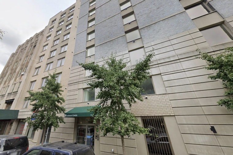 14-Year-Old Boy Dies from Gunshot Wound in Queens Apartment as Police Investigate Possible Accidental Shooting