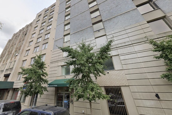 14-Year-Old Boy Dies from Gunshot Wound in Queens Apartment as Police Investigate Possible Accidental Shooting