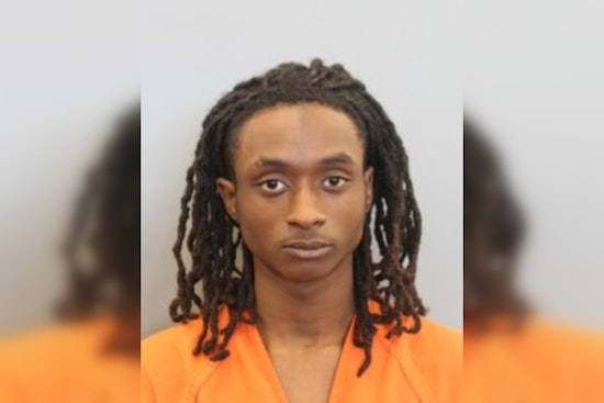 18-Year-Old Suspect Arrested and Charged in Fatal Shooting at Houston Apartment Complex