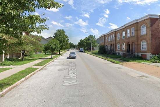 25-Year-Old Man Fatally Shot in Penrose Alley, St. Louis Police Investigating