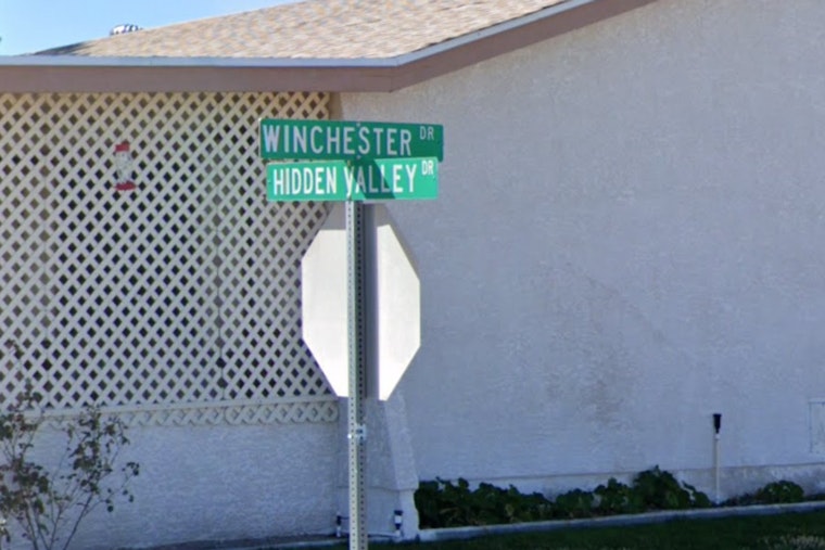 5 Hospitalized Including Two Officers After House Fire in Henderson