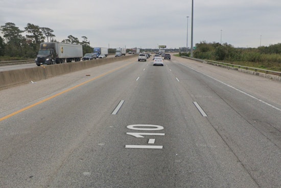 All Eastbound Lanes of I-10 East Freeway Near San Jacinto River Shut Down After 18-Wheeler Crash