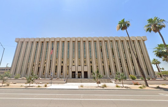 Arizona State Superintendent Tom Horne Challenges Scottsdale School District's Choice of History Textbooks