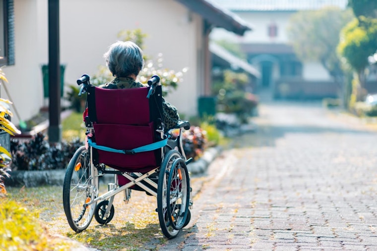 Arlington Public Library Marks June as Alzheimer's and Brain Awareness Month with Educational Events