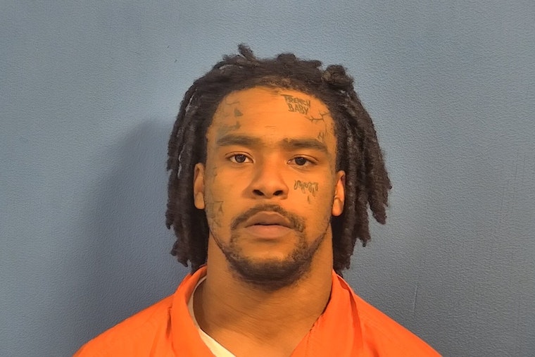 Armed Robber Willie Carter Sentenced to 25 Years for Gas Station Heist in Addison, Accomplice Anton Stephens Awaits Trial