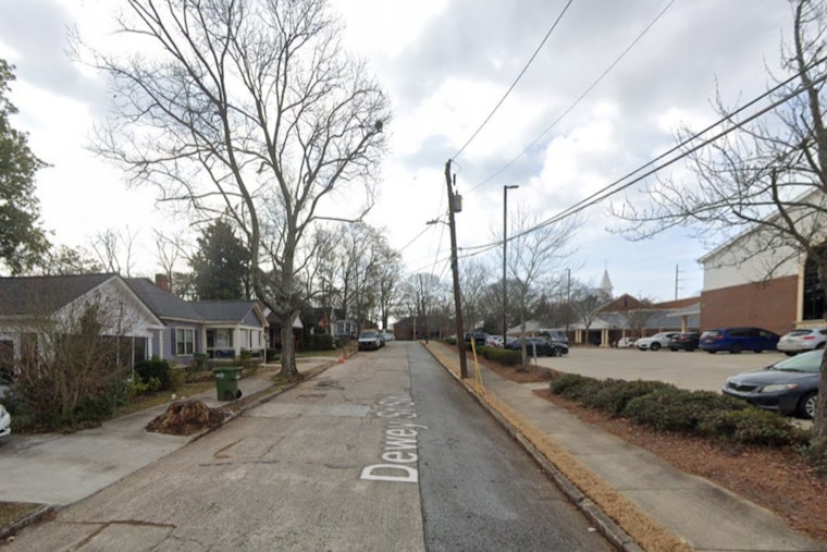 Atlanta Community in Mourning After Fatal Shooting on Dewey Street SW, Police Seek Leads