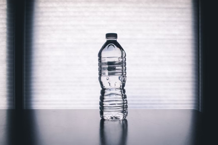 Atlanta's 'Water Boys' Suspected of Scams and Robberies, Prompting Calls for Increased Vigilance and Youth Engagement