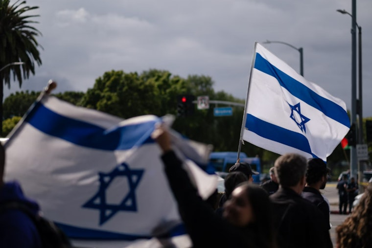 Aventura Community Rallies Against Antisemitism Amid Heightened Security Following Boulder Attack