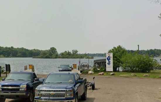 Battle Creek Community Mourns as 20-Year-Old Man Drowns in Goguac Lake