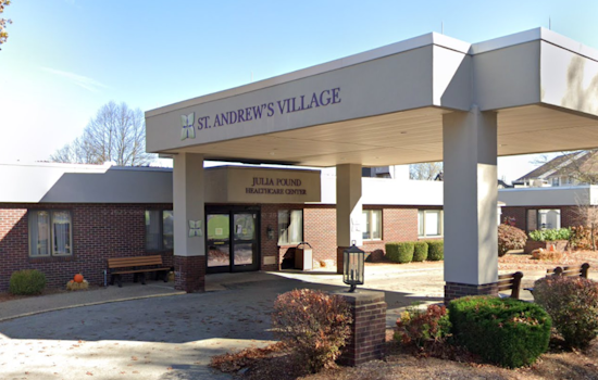 Black Bear's Unexpected Visit to Pittsburgh-Area Retirement Home Leads to Tense Encounters and Quick-Thinking Staff Response