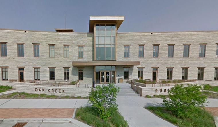 Book Nook Bag Sales at Oak Creek Public Library Offer Treasure Trove for Readers