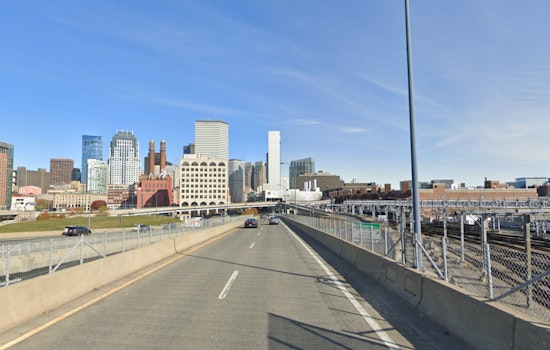 Boston Grapples with Strong Winds and Sunny Skies, Wind Advisory in Effect Across Massachusetts