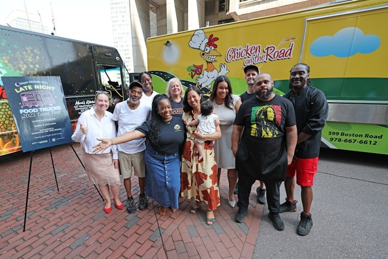 Boston Launches Late Night Food Truck Program to Spice Up City's Nightlife