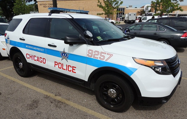 Chicago Police Alert: Suspect at Large After Series of Daylight Armed Robberies in West Garfield Park