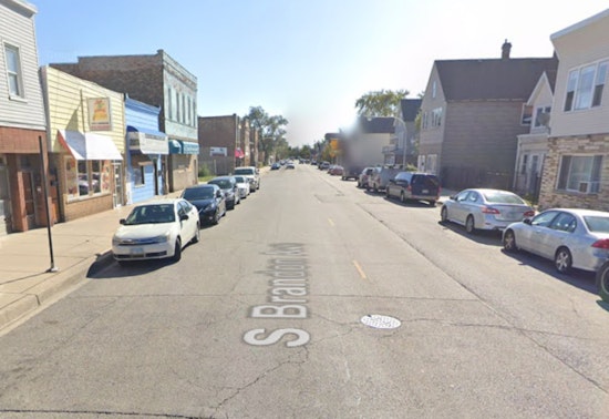 Chicago Police Issue Alert for Suspect in Public Indecency Case in Hegewisch Neighborhood