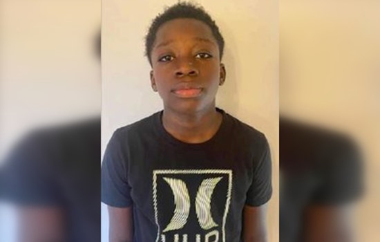 Chicago Rallies in Search for Missing 13-Year-Old Quentine Williams; Police and Community Seek Public's Aid