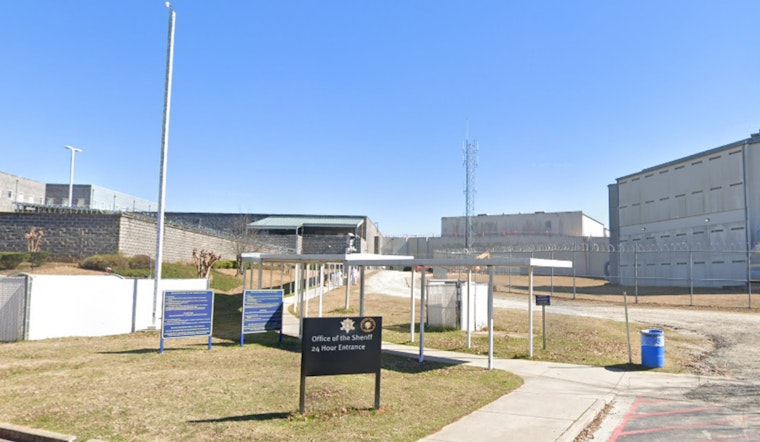 Clayton County Jail Security Specialist Charged With Smuggling Contraband to Inmate in Atlanta
