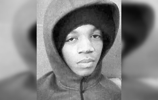 Community and Chicago Police Rally to Find Missing Teenager Martez Smith from Englewood